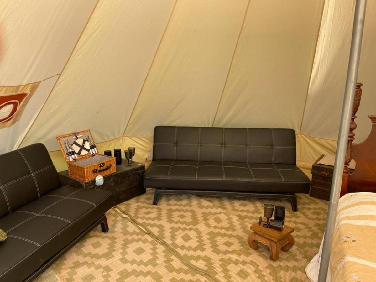 Ifield Glamping In Style Bell Tent酒店 外观 照片